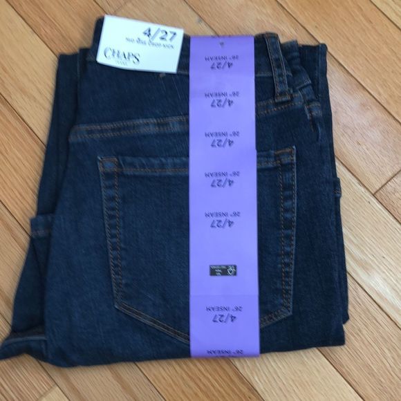 🔴 2 for $25 Chaps - mid rise crop kick size 4 - Picture 4 of 5